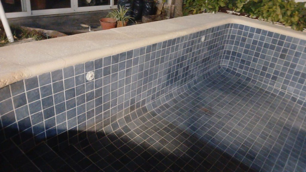 Detalle de venecitas y retornos de agua